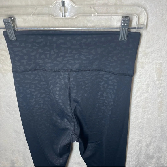 IVL Collective Chi Chi Active Black Leopard Leggings womens size 4 - Picture 4 of 10